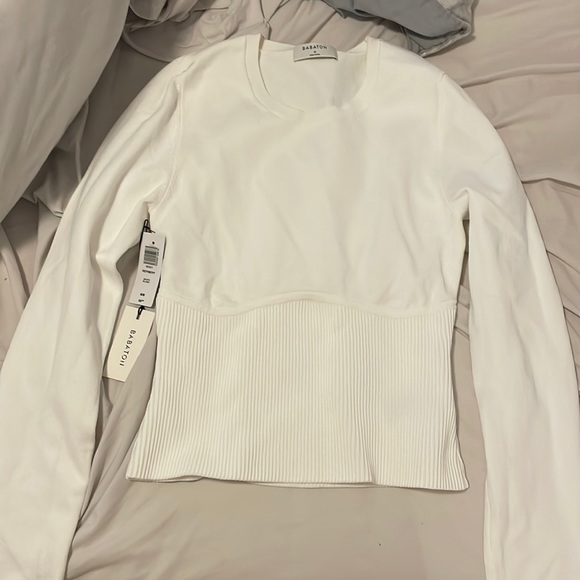Babaton long sleeve shirt /sweater (Never worn tags on) - Picture 1 of 2